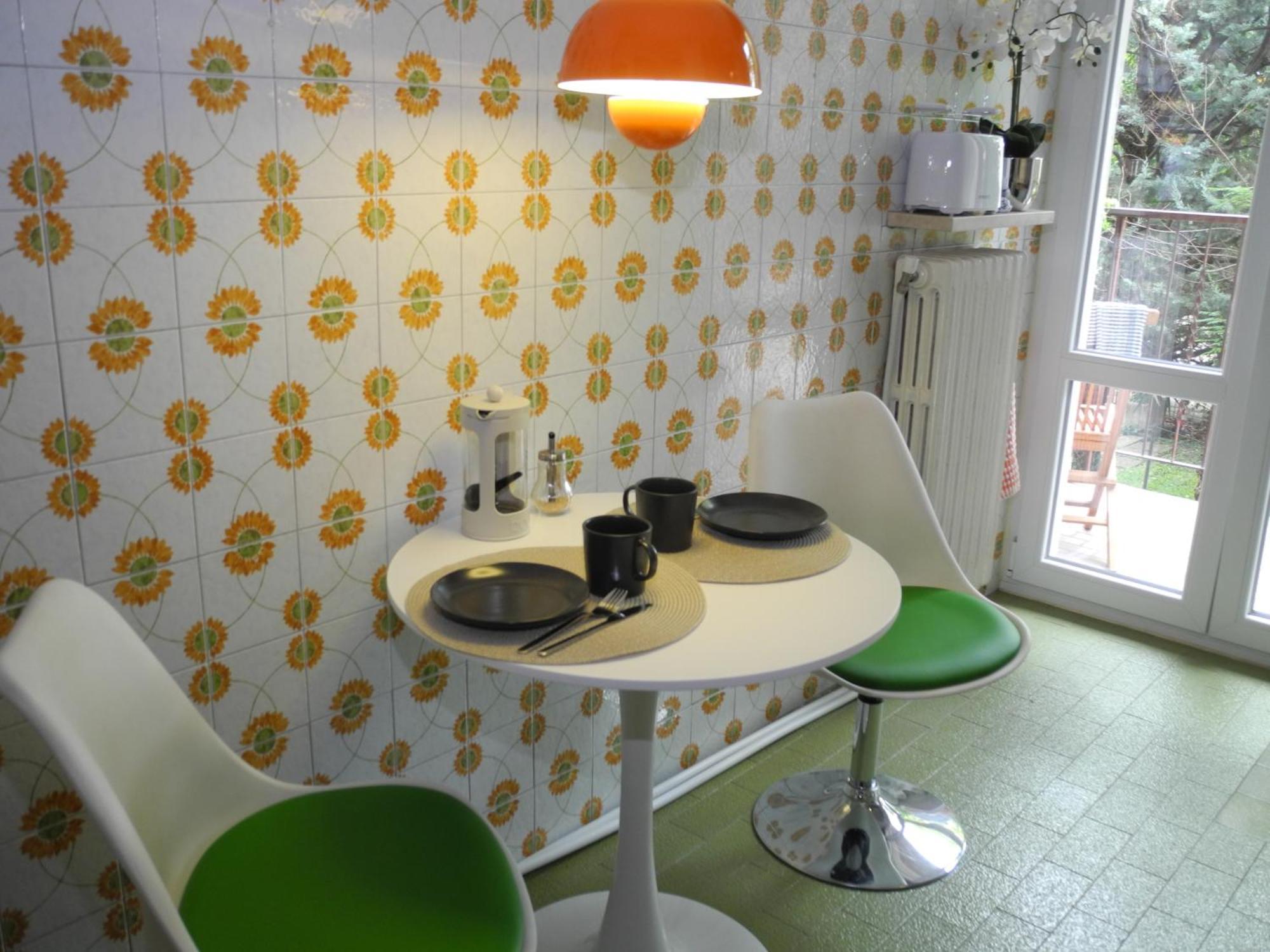 Appartamento Vintage, Close To Trade Fair, Hospital And Centre